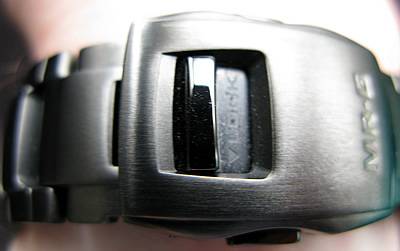 Review of the Casio MRG-7500BJ-1AJF - WatchReport.com