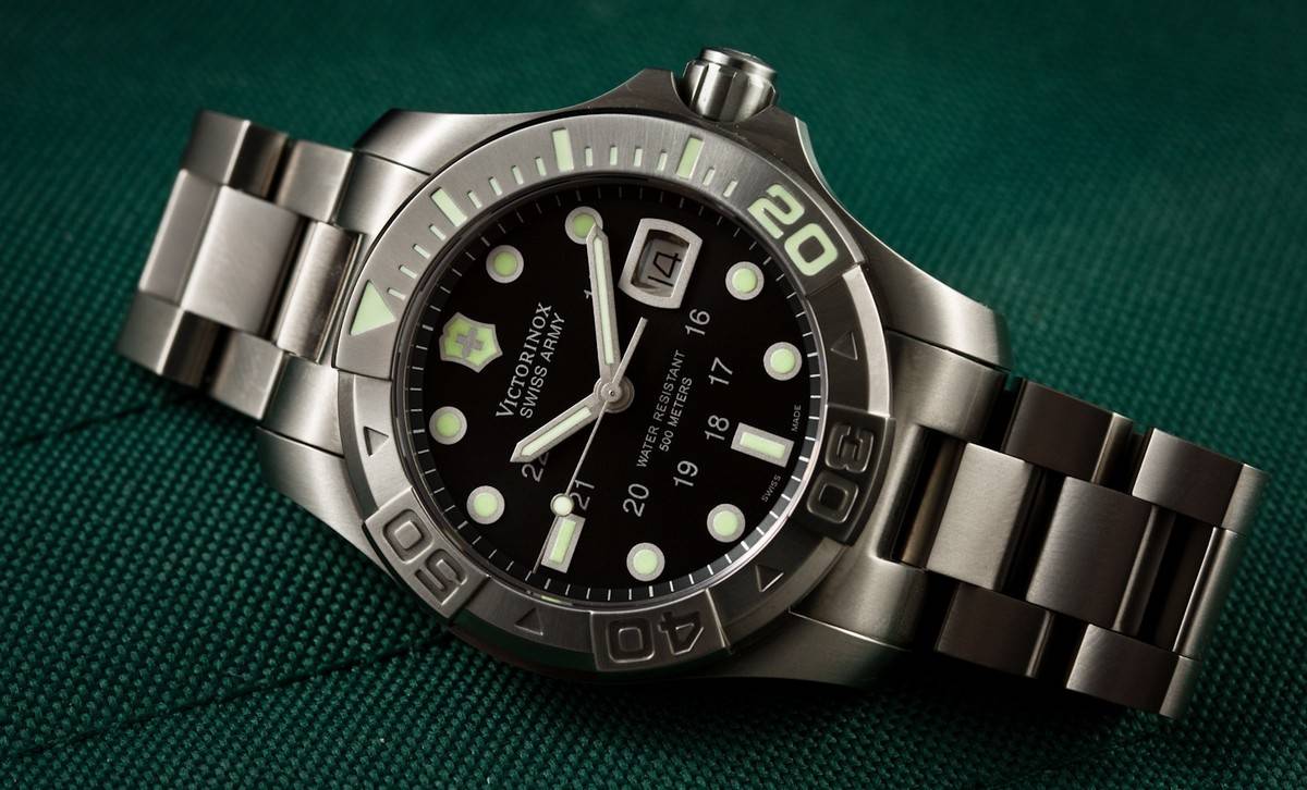 Victorinox Dive Master 500M Review WatchReport