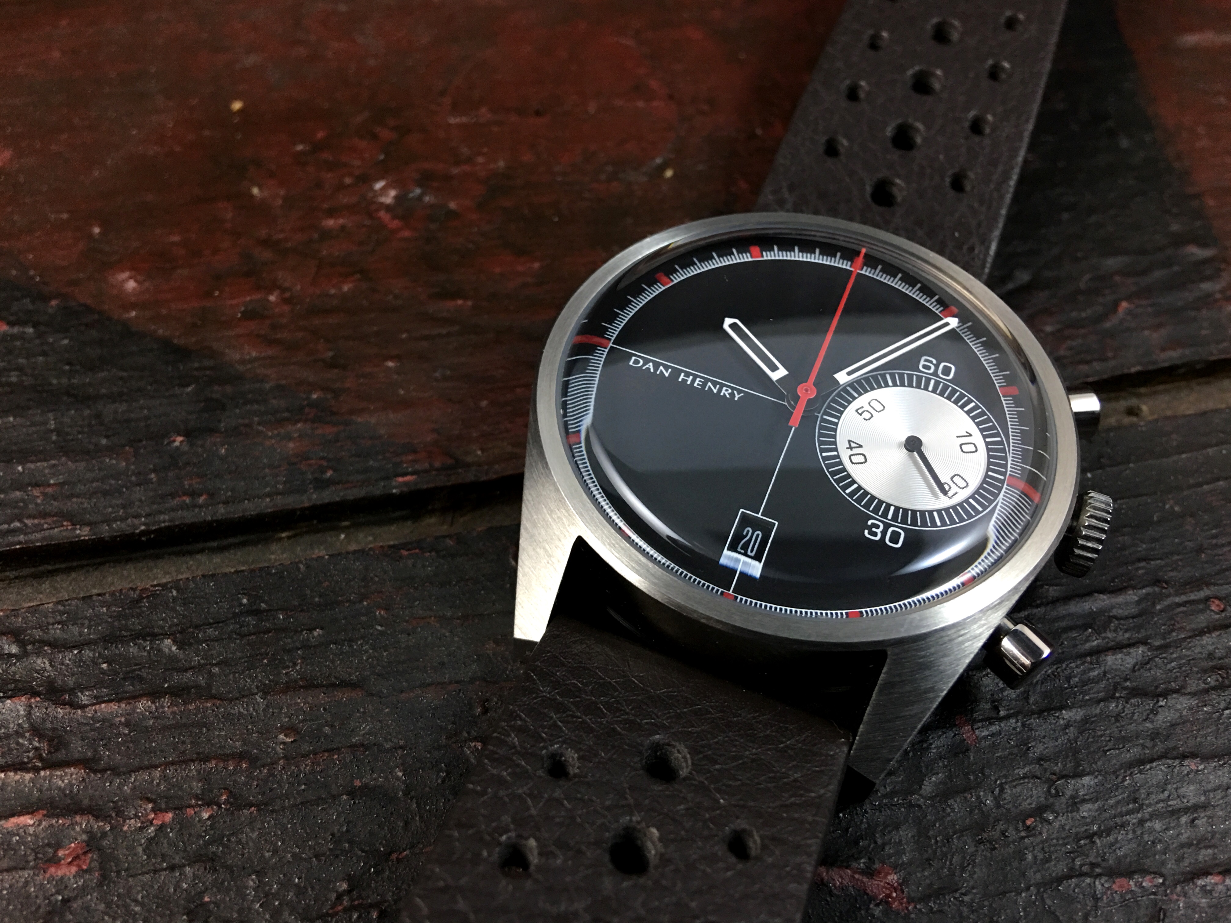 Dan Henry 1968 Watch Review WatchReport