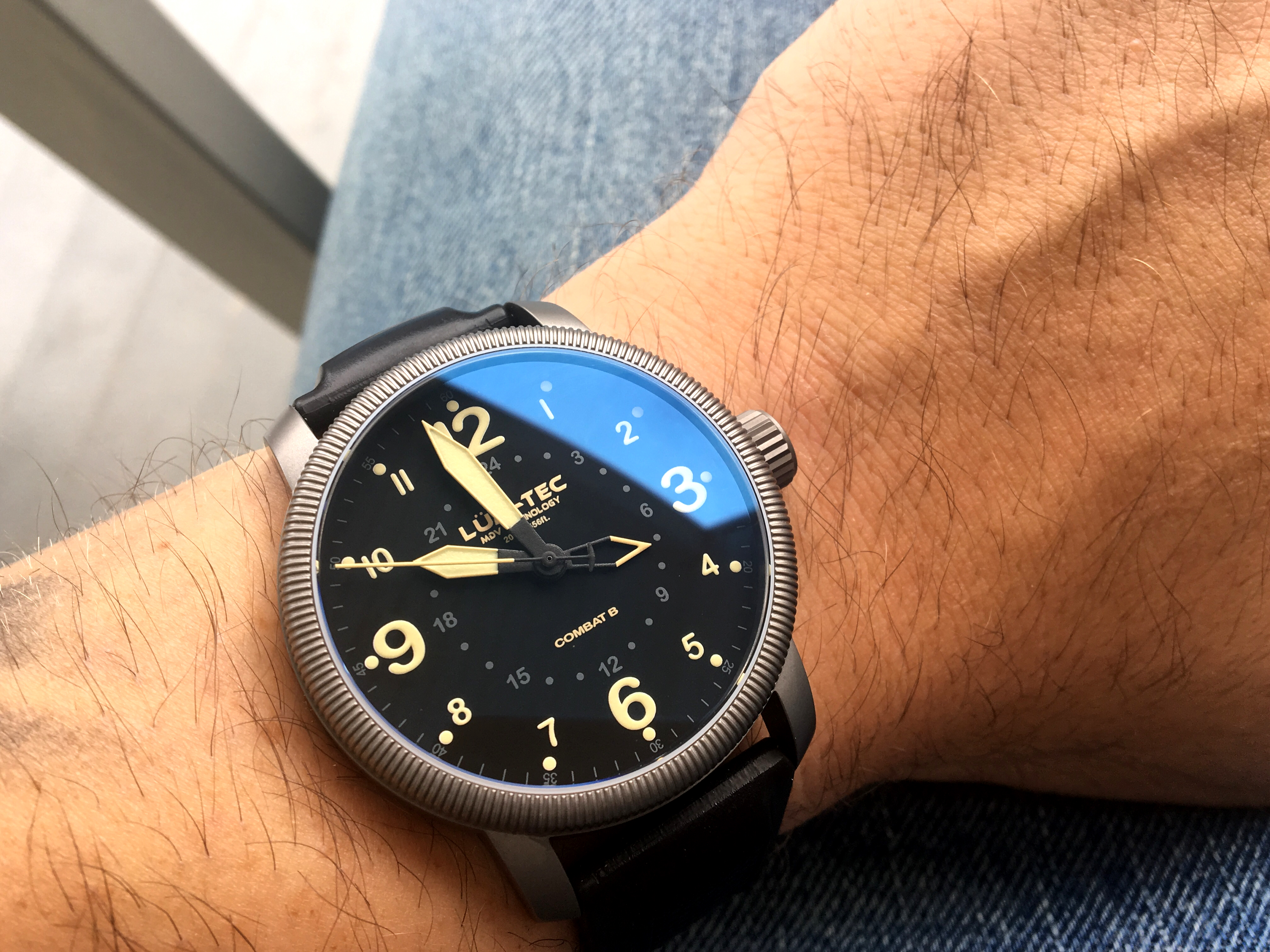 Lum Tec Combat B33 Watch Review WatchReport