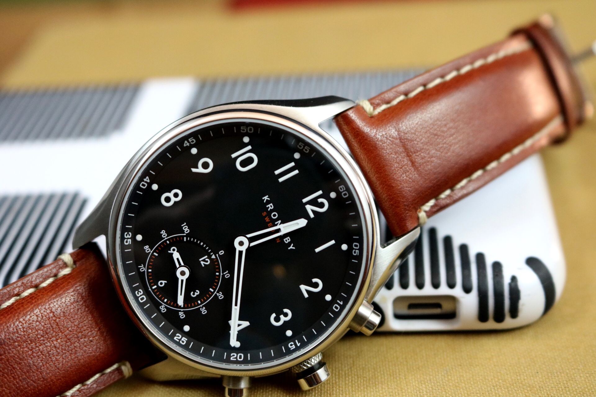 Kronaby Apex Connected Watch Hands on Review WatchReport