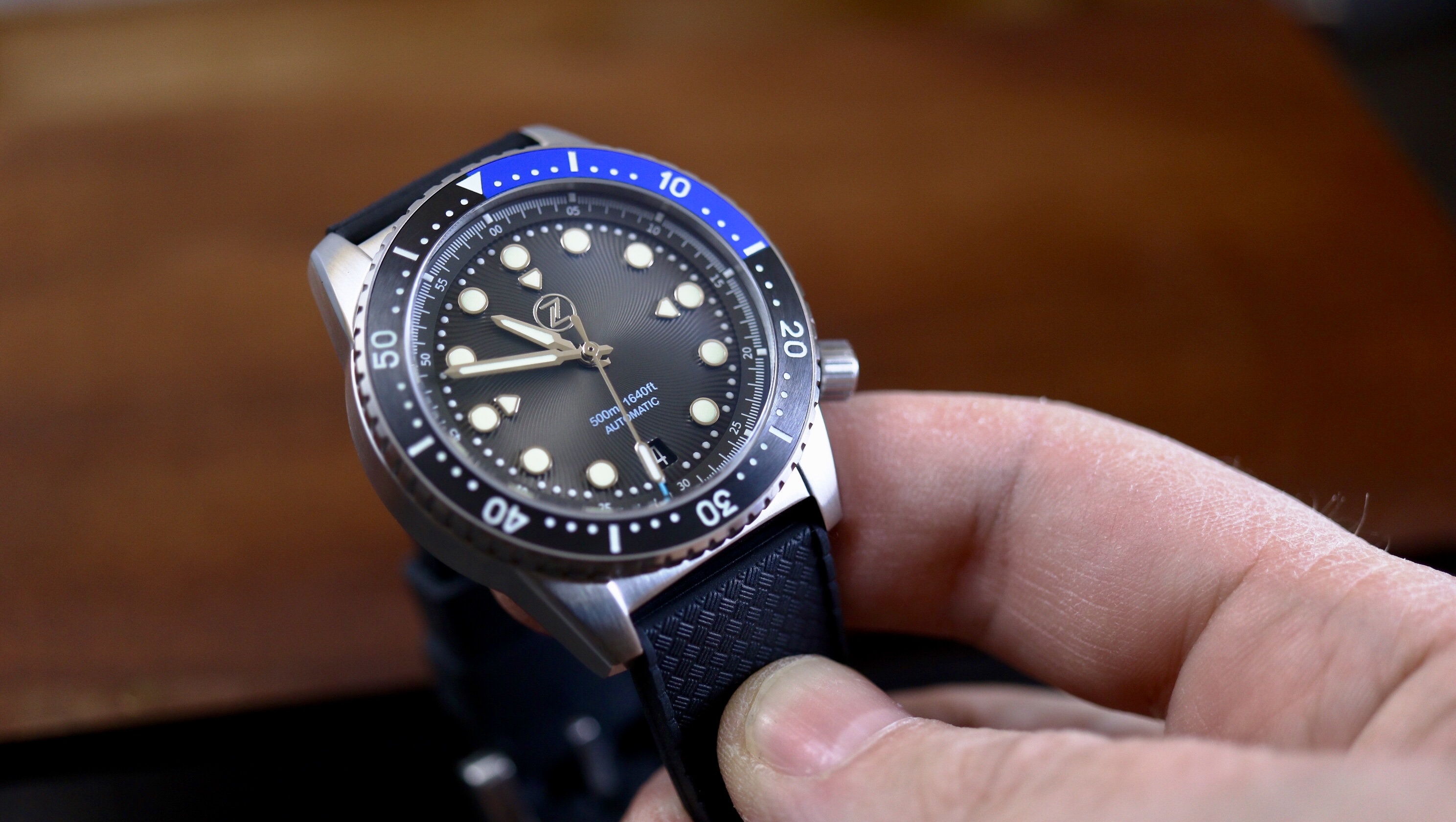 Zelos Mako Diver Hands On Watch Review WatchReport