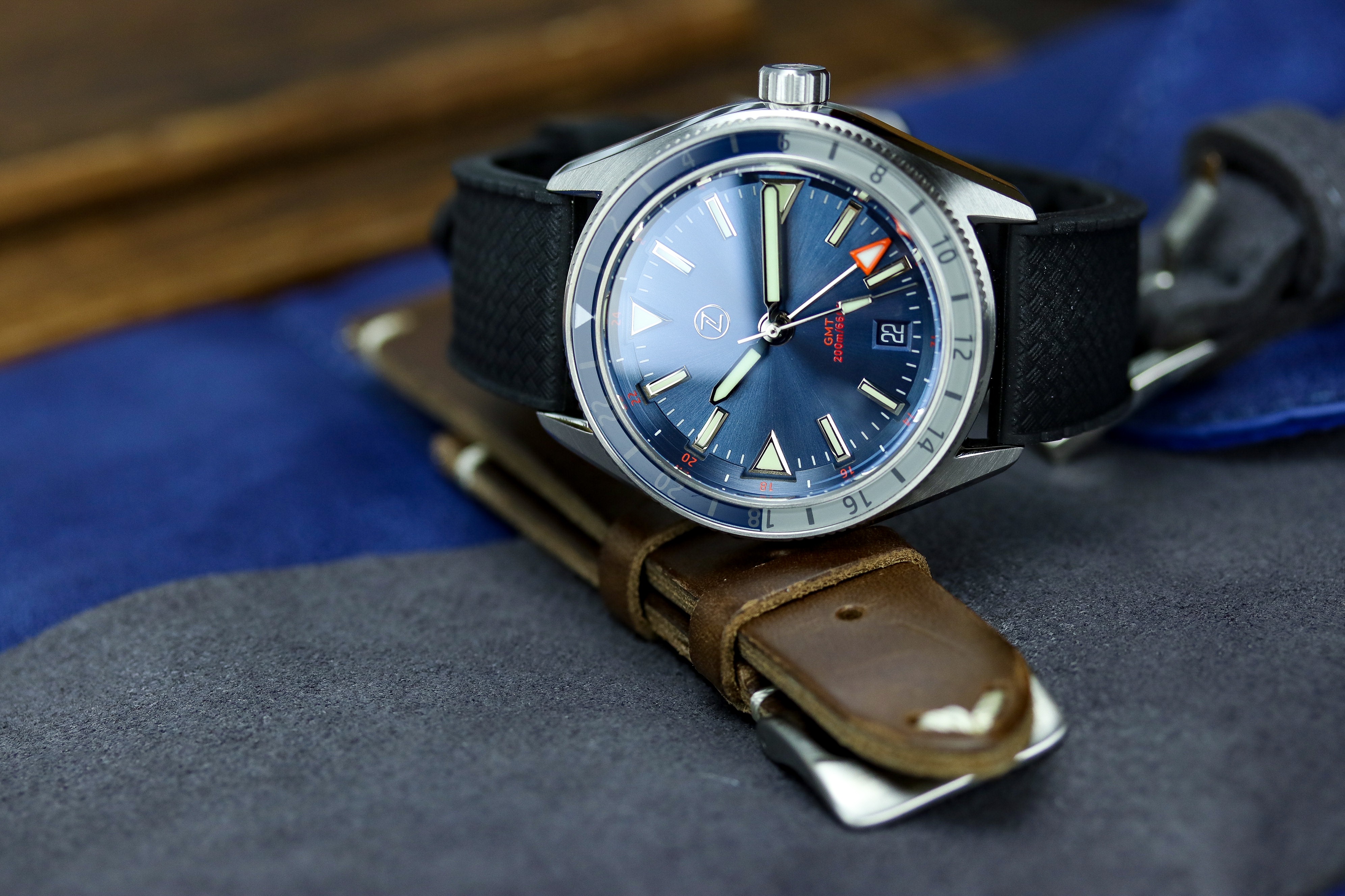 Zelos Horizon GMT | Hands-On Review - WatchReport.com