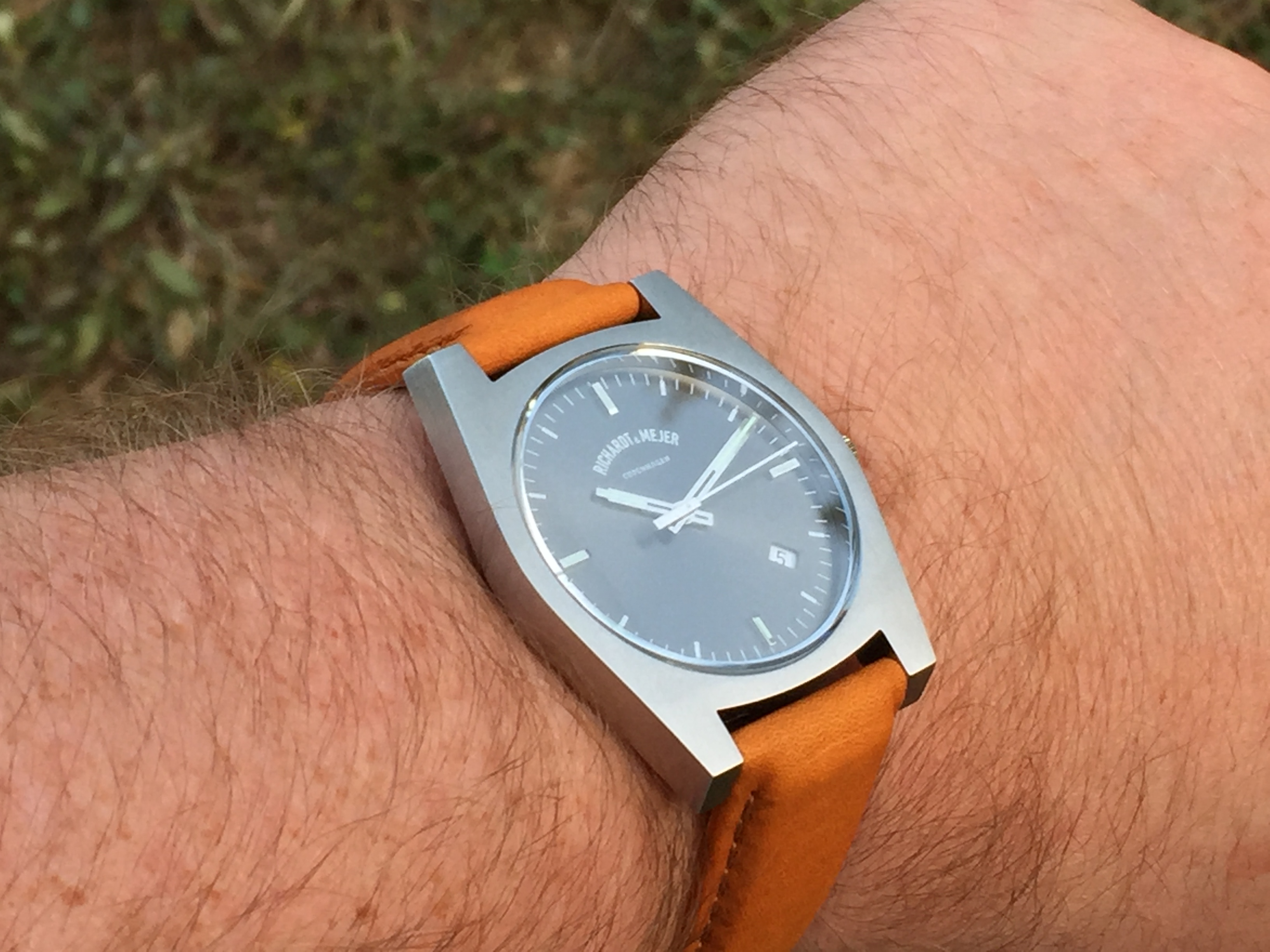 Richardt Mejer Signature Watch Review WatchReport