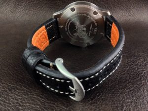 UNIQ-gaf44-watch