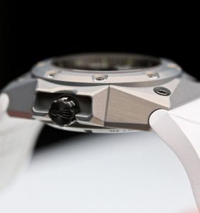 Linde Werdelin Oktopus Moonlite