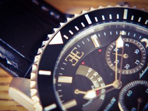 Thomas Earnshaw Admiral ES-8008-01 watch review