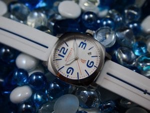 Spinnaker_Hull_Automatic_watch_review_watchreport.com