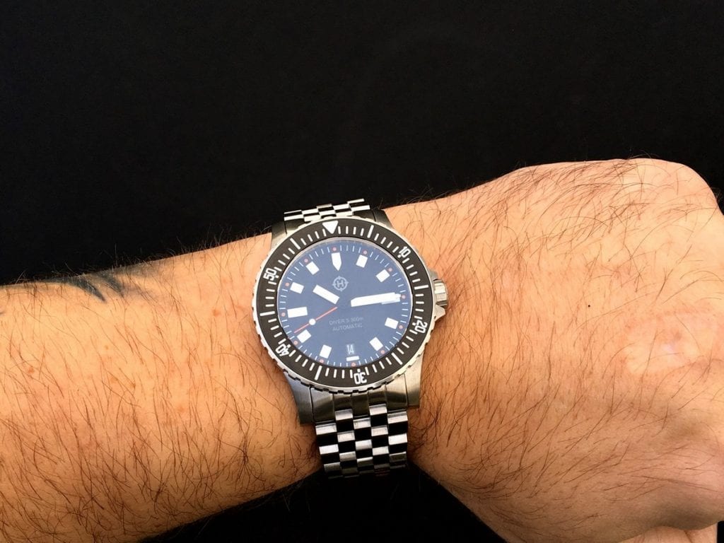 helm_watches_vanuatu_watch_review