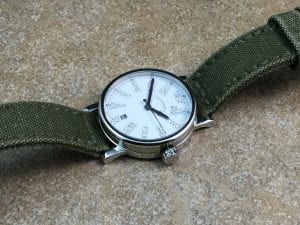 Watch_Review_Tangramatic_39A_Bauhaus