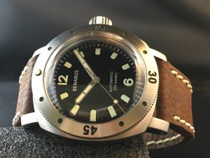 Benarus Vintage Moray