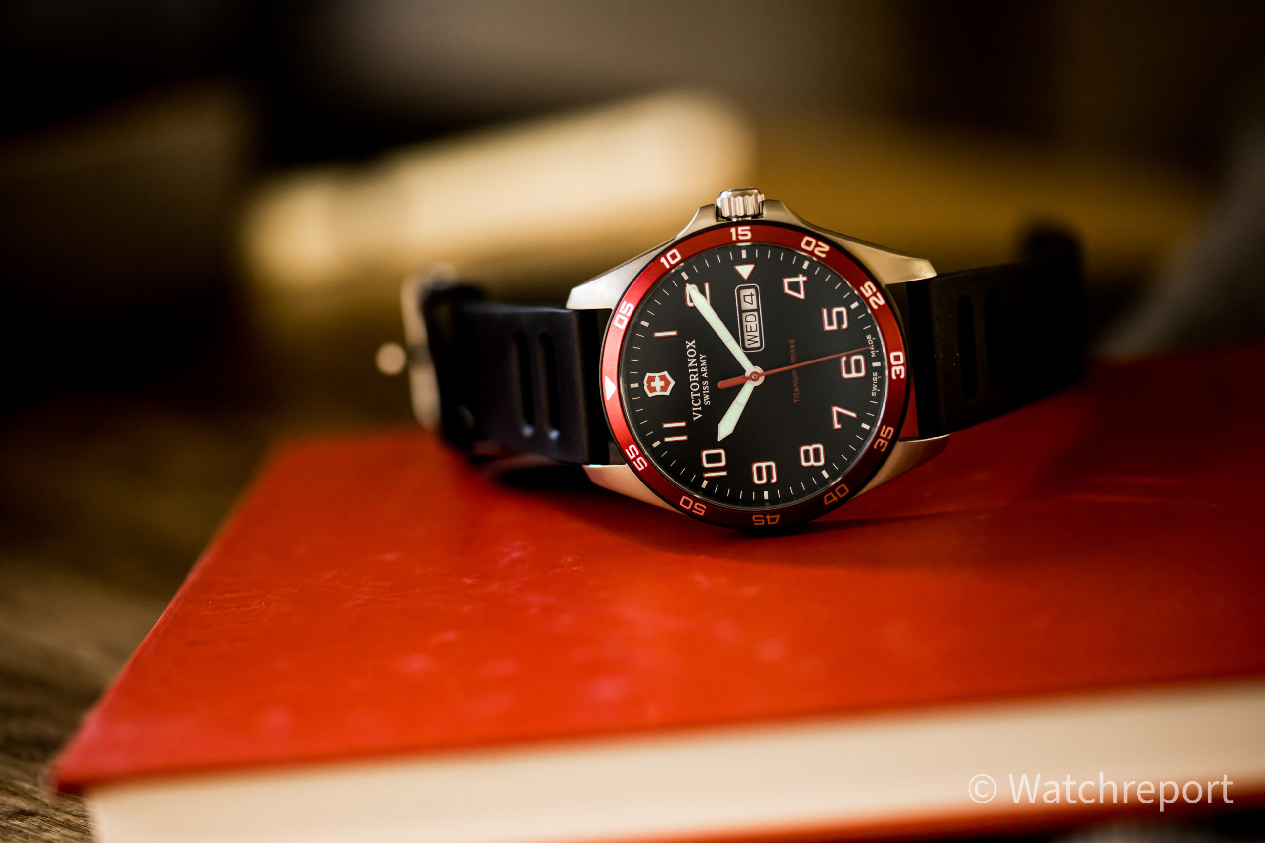 Victorinox FieldForce Titanium LE Hands-On Review - WatchReport.com