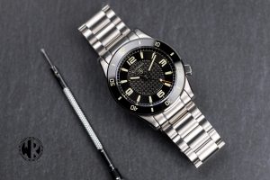 Elliot Brown Bloxworth Heritage Diver