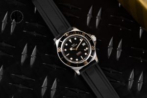 Glycine Combat Sub