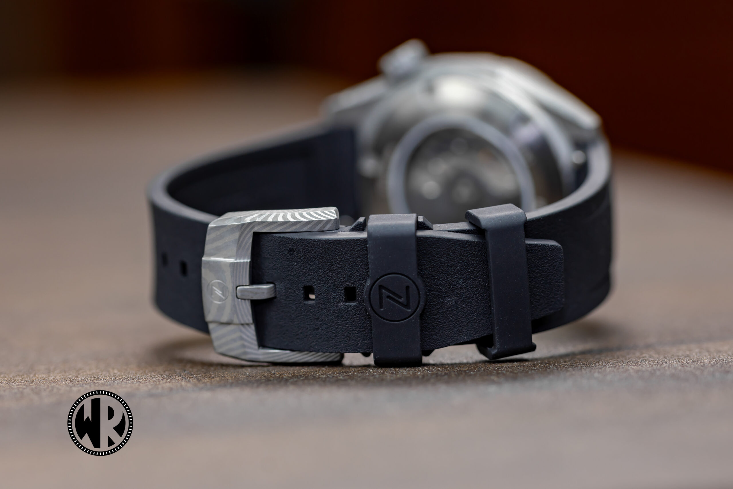 Zelos Thresher WorldTimer